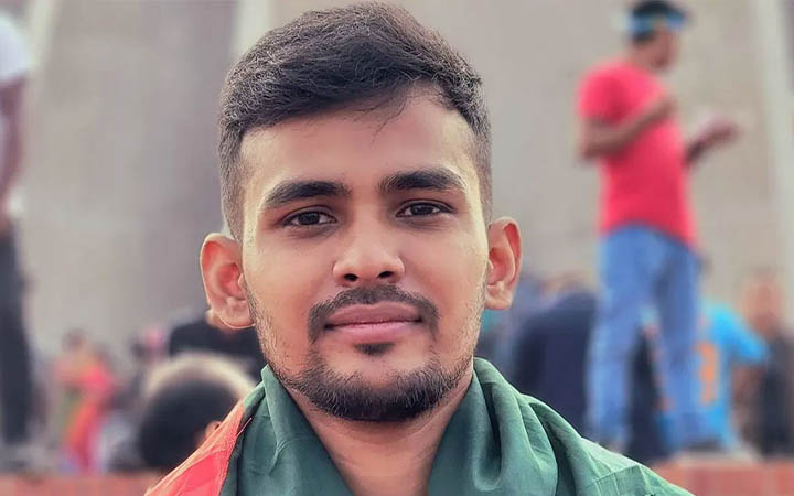 গণহত্যাকারীদের পুনর্বাসনের পথ খোলা হচ্ছে : আসিফ মাহমুদ
